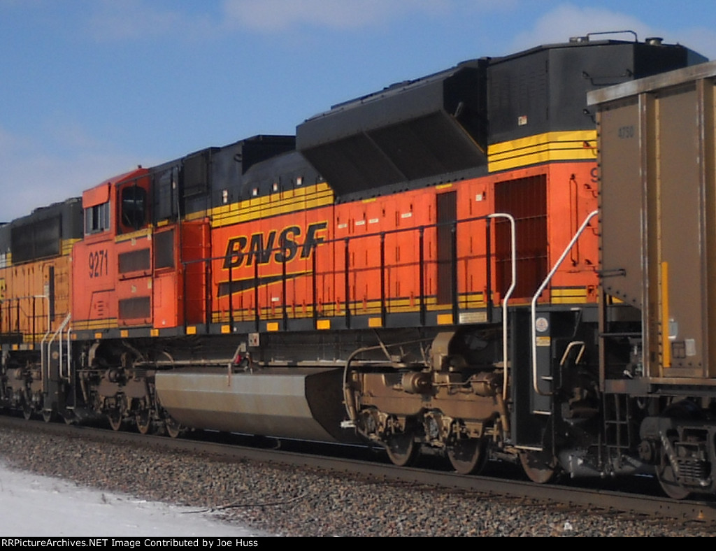 BNSF 9271